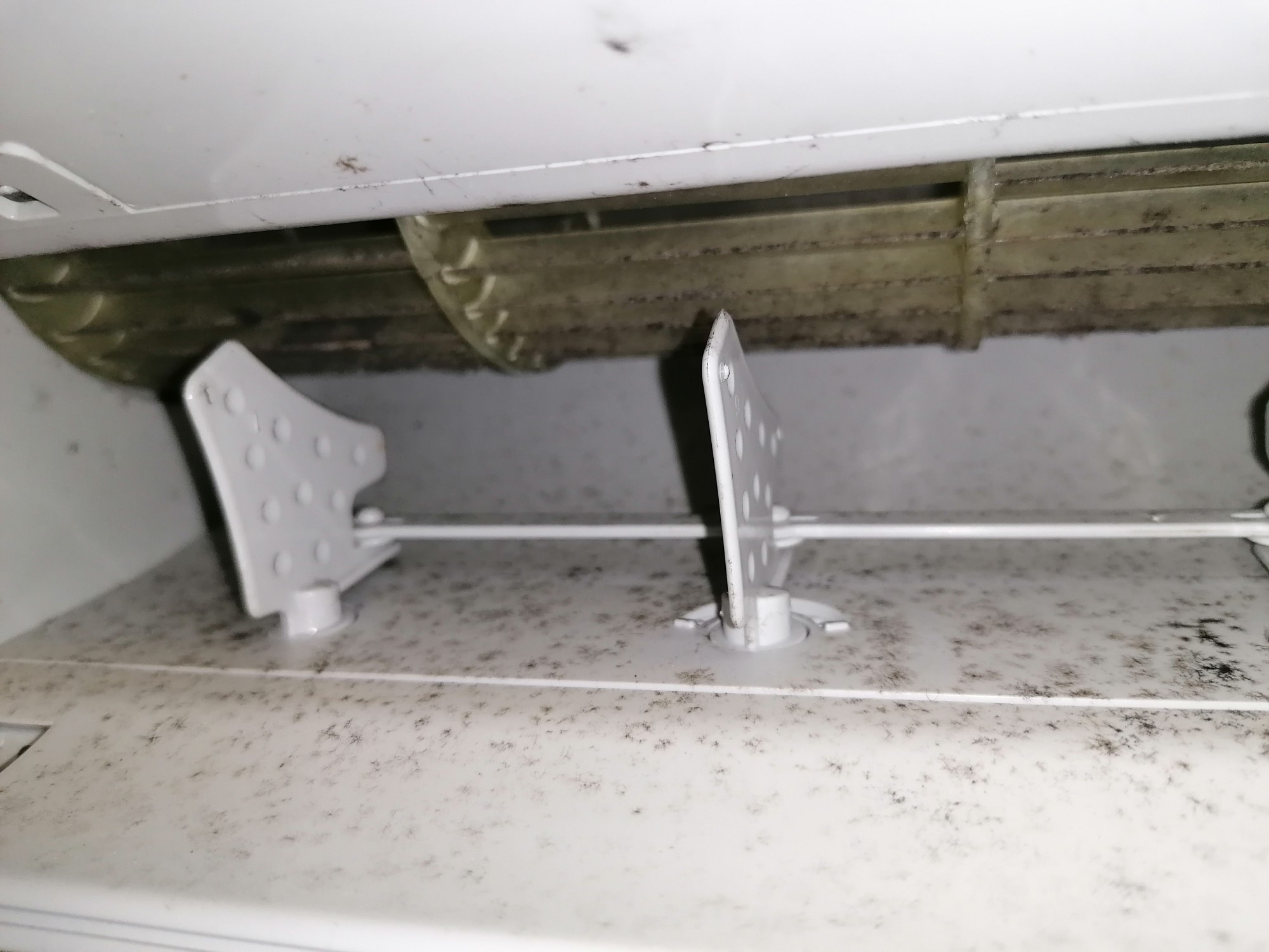 Zdjęcie klimatyzacji przed metamorfozą