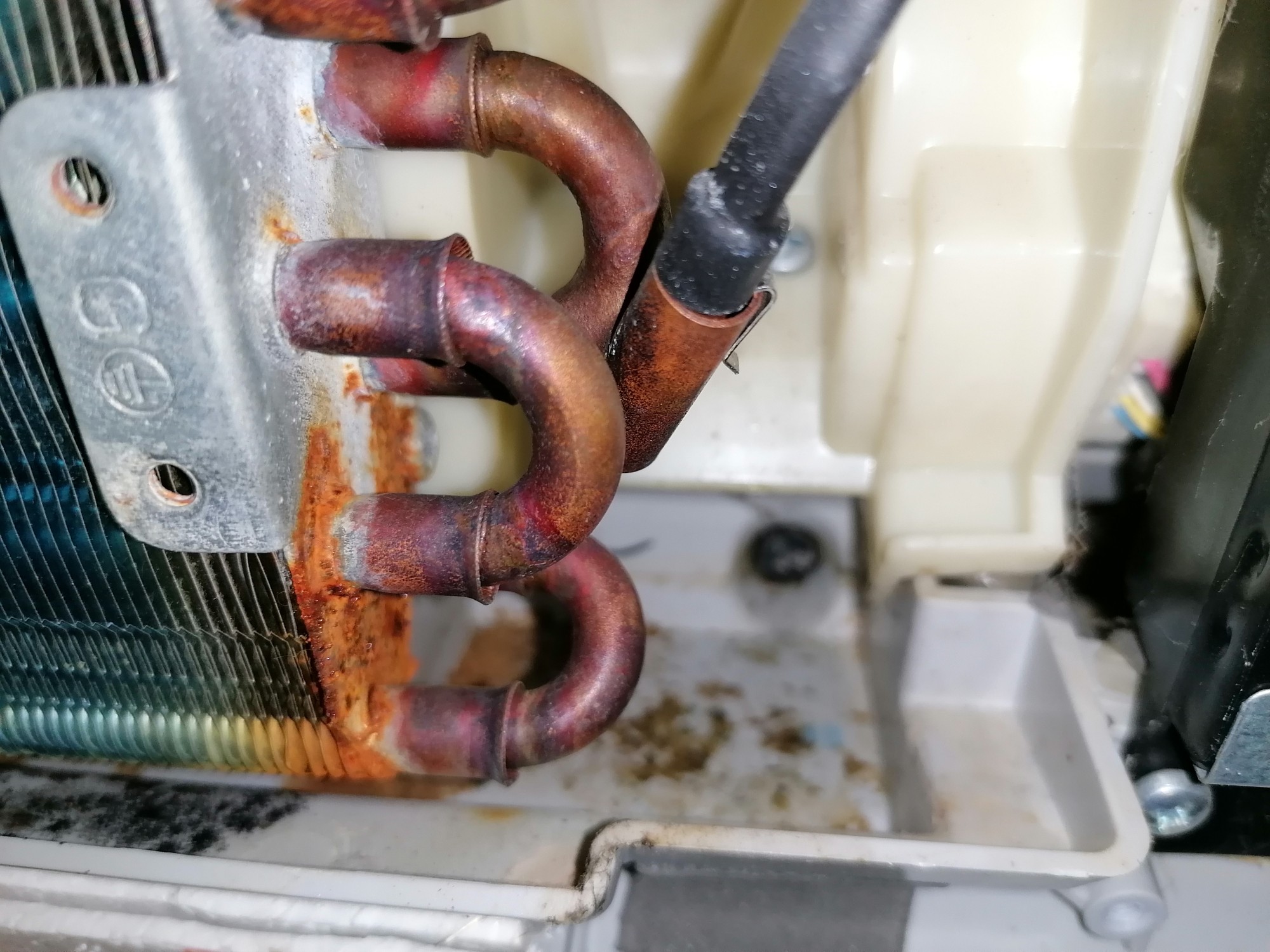 Zdjęcie klimatyzacji przed metamorfozą